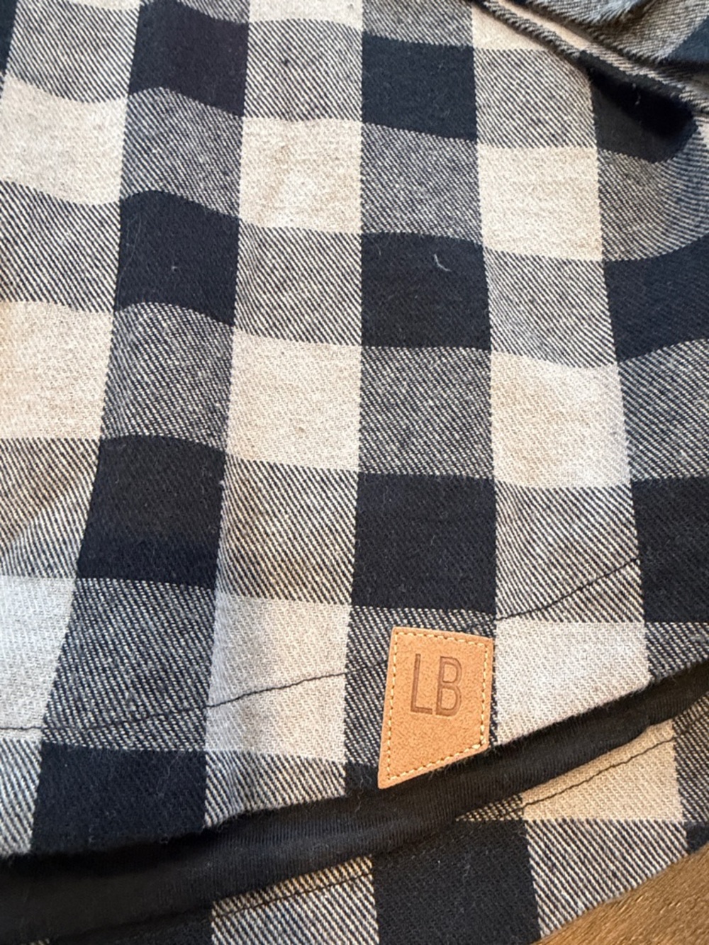 LB Collection XXL Men’s Plaid Button-Up Hoodie Shirt - C39-032 - Picture 5 of 7